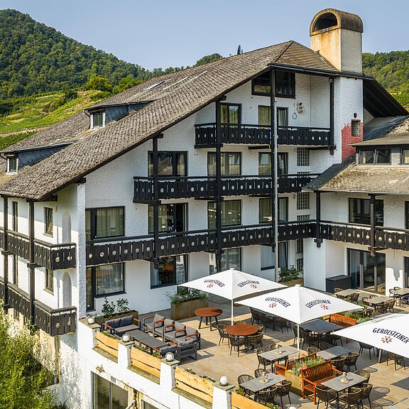 Außenasicht mit Terrasse