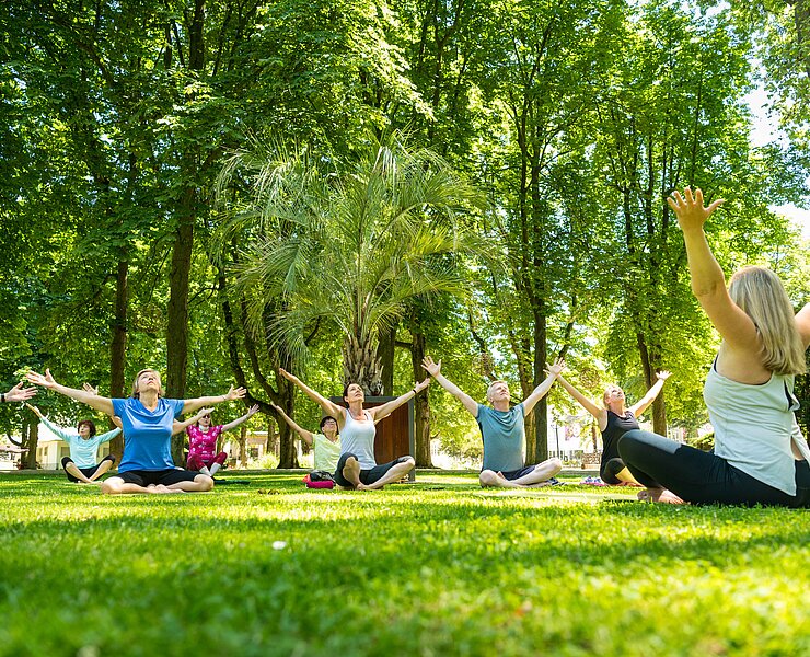 Yoga im Park