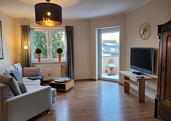 Wohnzimmer mit Terrasse