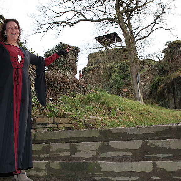 Kostümführung mit Sophia von Are auf der Burg Are