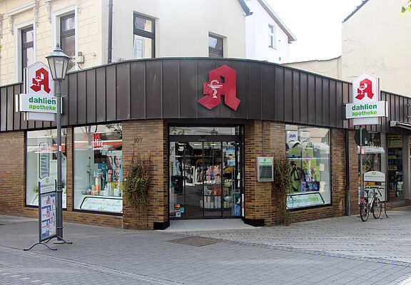 Ahrtal, Bad Neuenahr, Geschäfte Apotheke