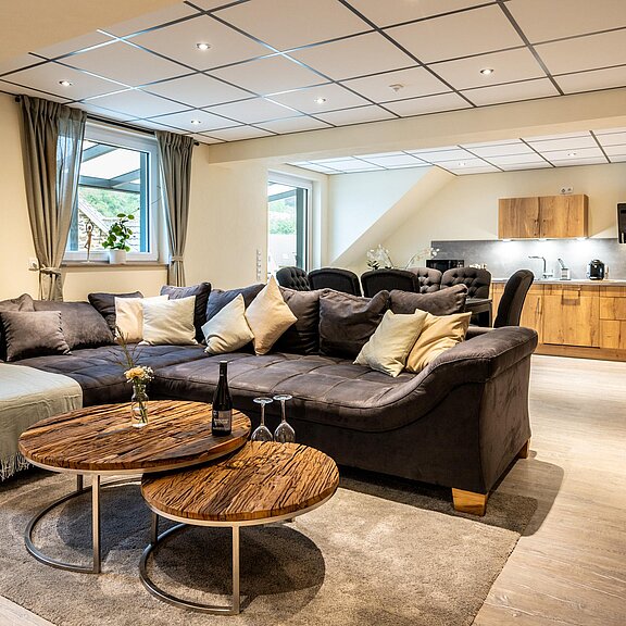 PREMUIM Apartment Wohn- und Essbereich