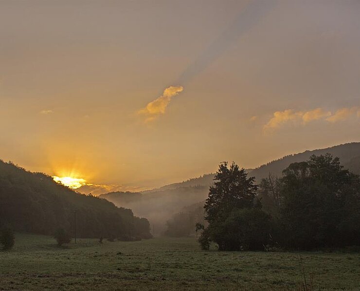 Sahrbachtal im Sonnenaufgang