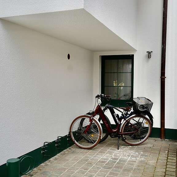 5 Abstellplätze für Fahrräder