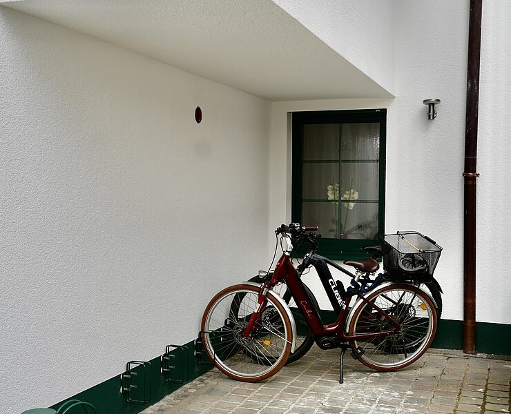 5 Abstellplätze für Fahrräder
