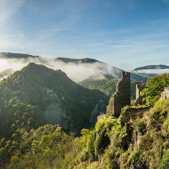 Blick auf die Burg Are