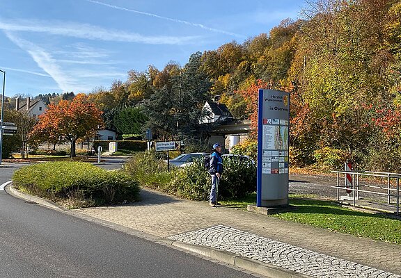 Ausgangspunkt der Wanderung ist der Parkplatz am Yachthafen Oberwinter.
