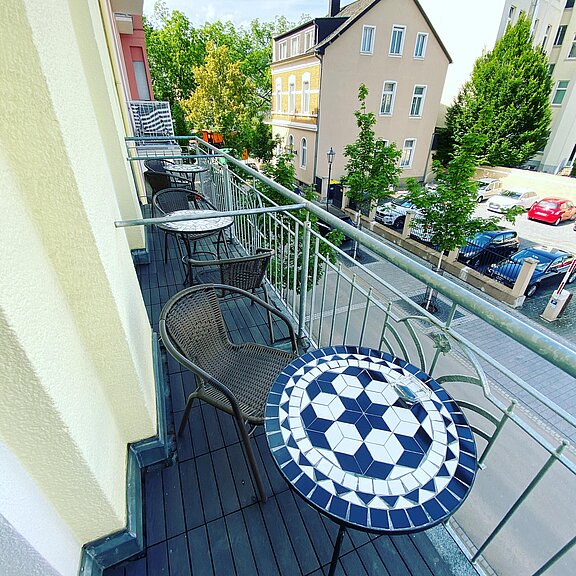 3E4B10A0-92E1-492D-BCD5-5B4E147D1ADE