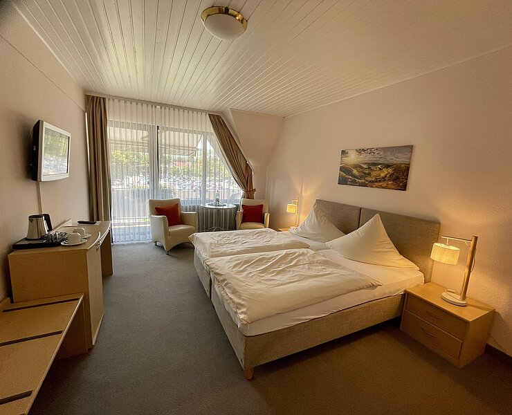 Doppelzimmer mit Balkon