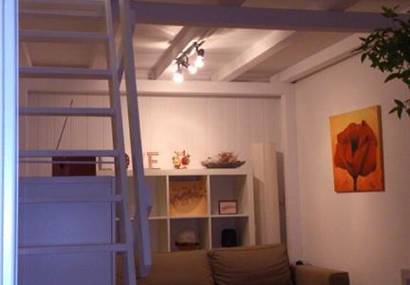 Wohn- Schlafzimmer