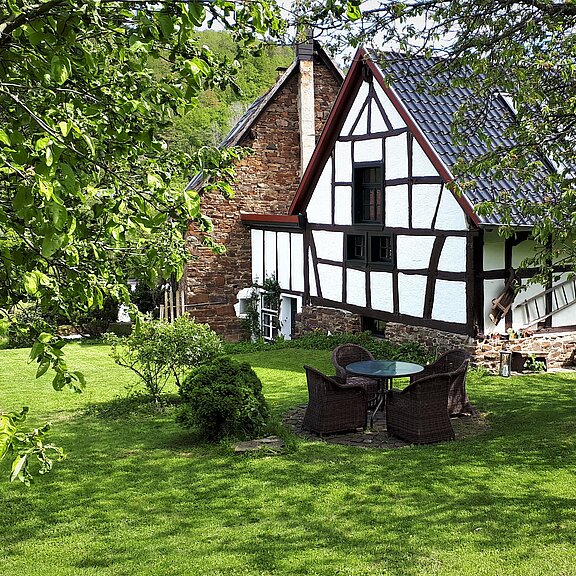 Entspannen Sie im Garten