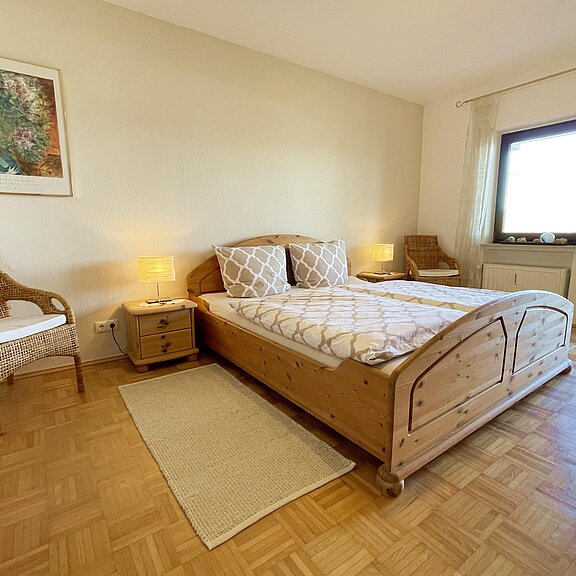 Schlafzimmer   Teilansicht 2