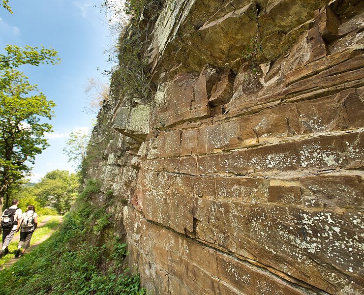 Sandsteinwand AhrSteig bei Schuld