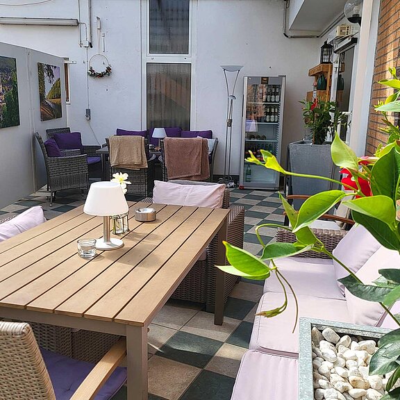 Gemeinschaftsterrasse im 1. OG