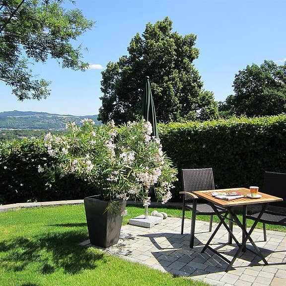 Frühstück in der Morgensonne