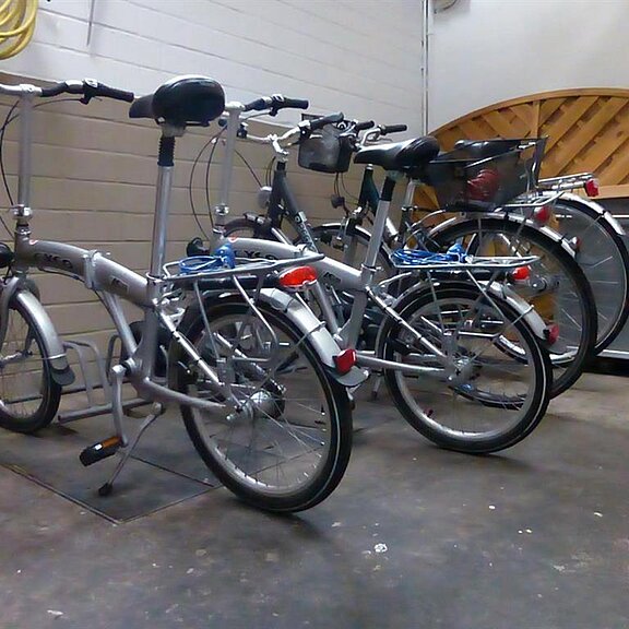 Abgeschossener_Raum_für_Fahrräder_oder_Motorräder