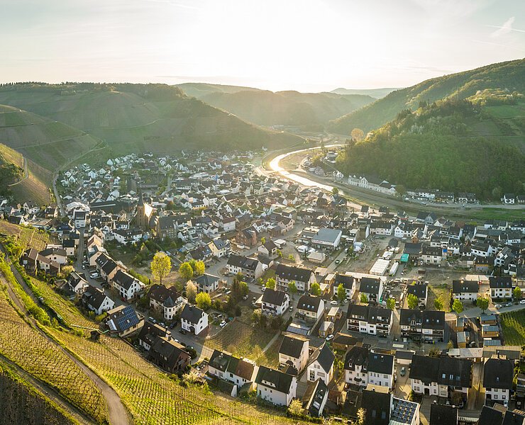 Blick vom Sonderberg, ausgezeichnet zur "Schönsten Weinsicht der Ahr 2016"