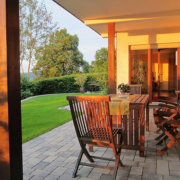 Terrasse in der Abendsonne